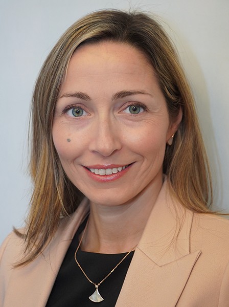 Dr Carla Perna