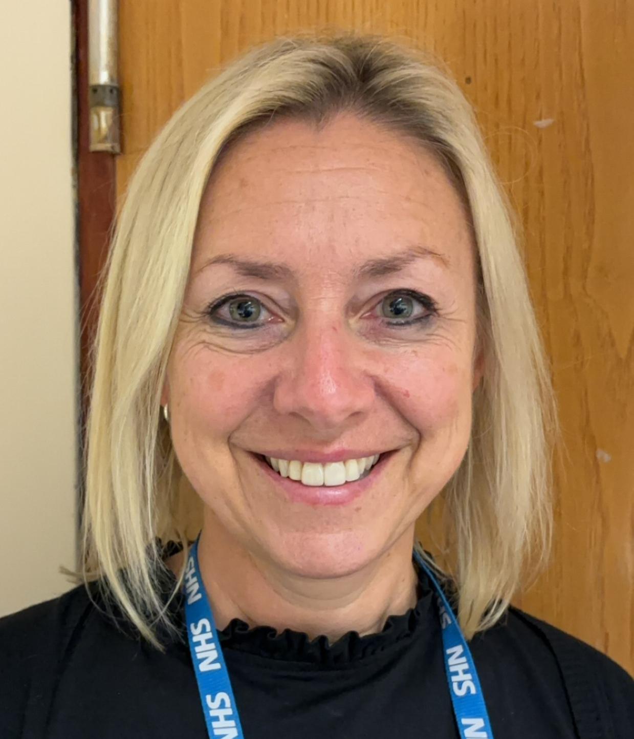 Dr Sarah Menzies