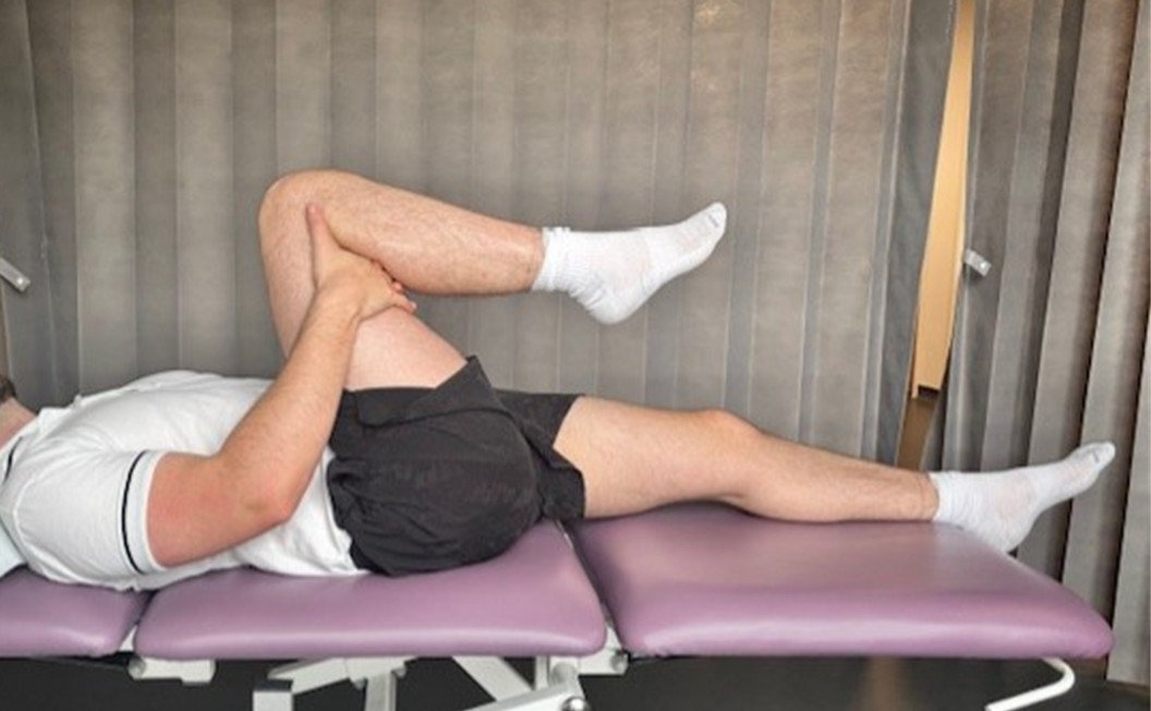 hip flexion stretch.jpg