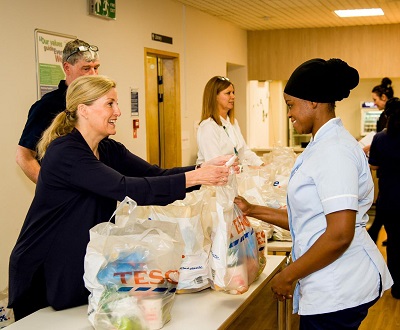 Countess volunteers to support NHS staff